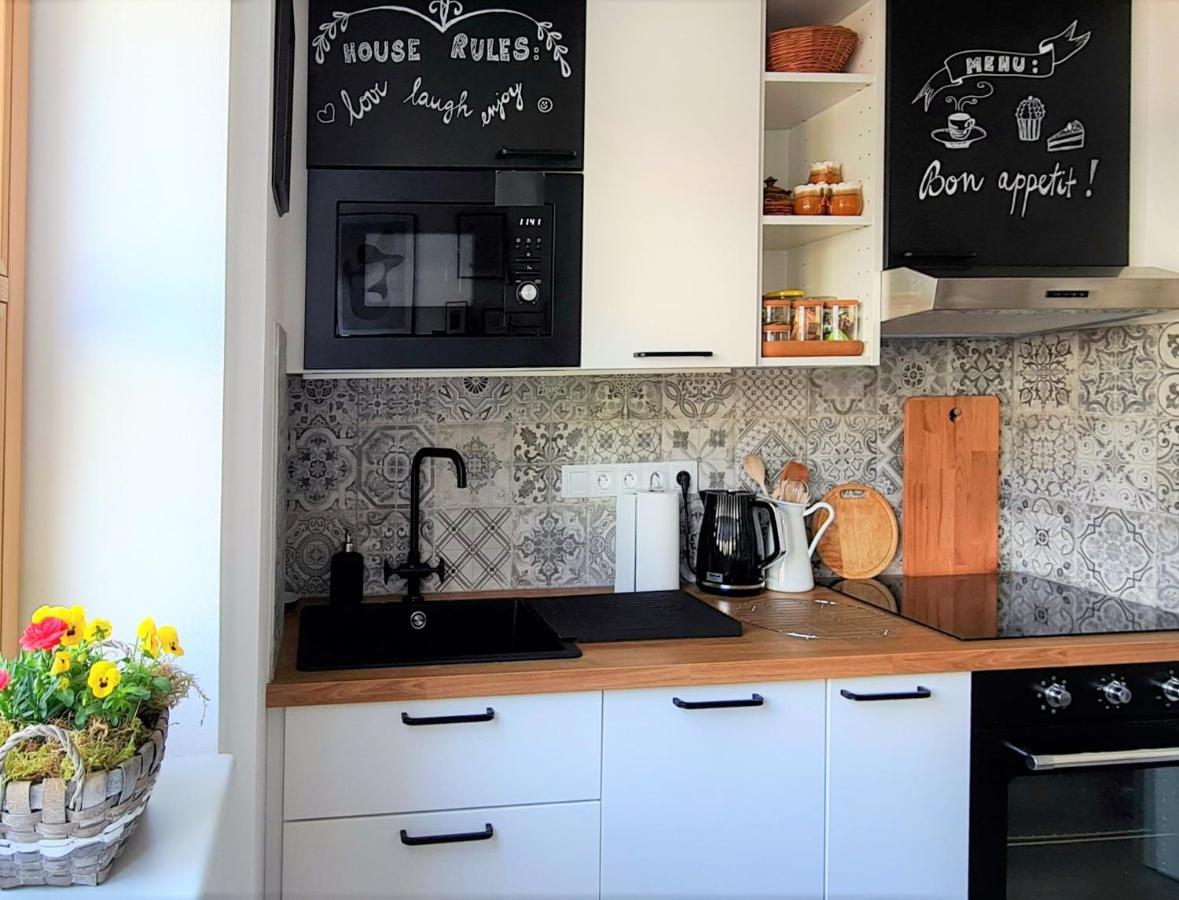 Loft Rezidence Kotel โรกีนีซ นัด ยีเซอโร ภายนอก รูปภาพ